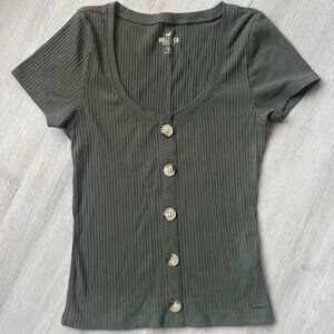 Hollister Hunter Green Ribbed Button Short Sleeve T-Shirt, Medium
